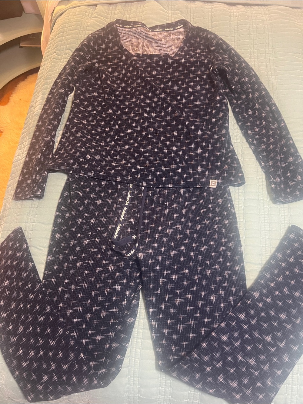 Women’s Long Sleeve Navy Star-Print Pajama Set